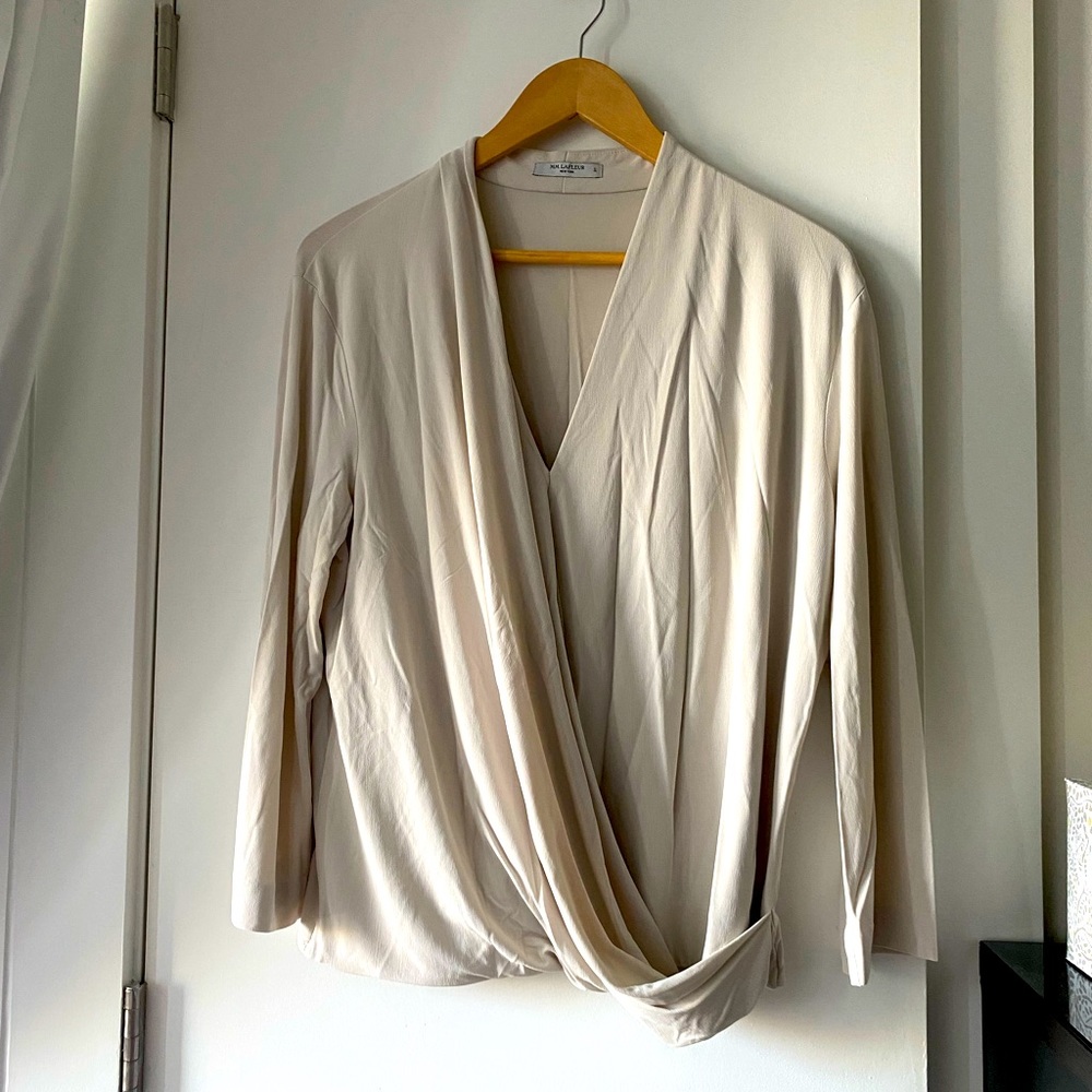 MM LaFleur taupe wrap top